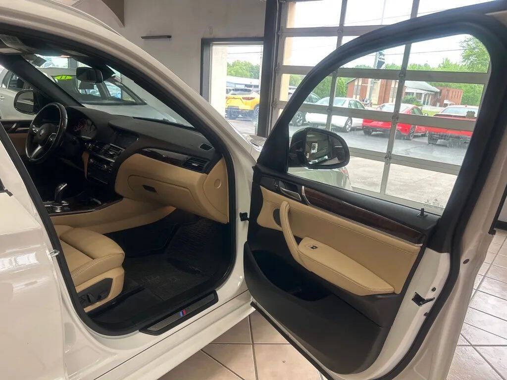 2017 BMW X3 Image 26