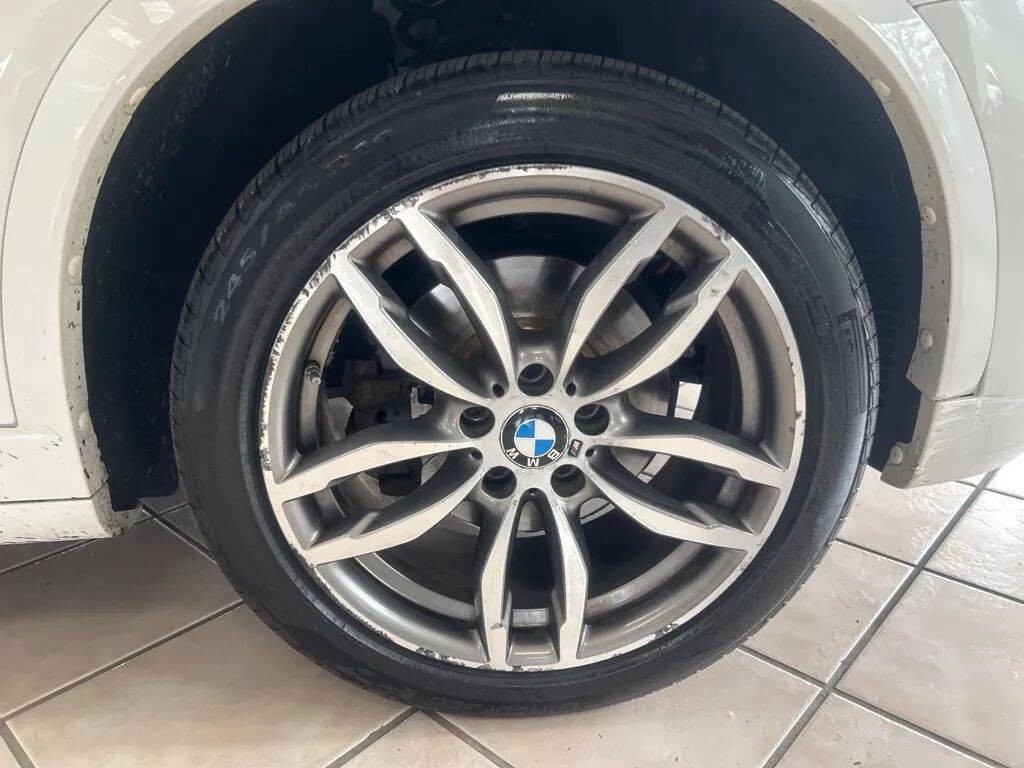 2017 BMW X3 Image 29