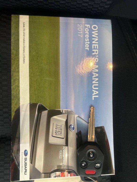 2017 Subaru Forester Image 31