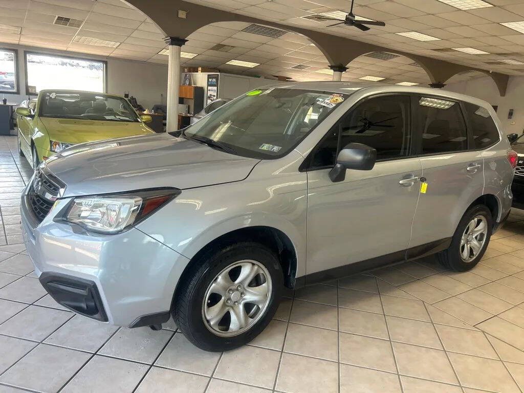 2017 Subaru Forester Image 1