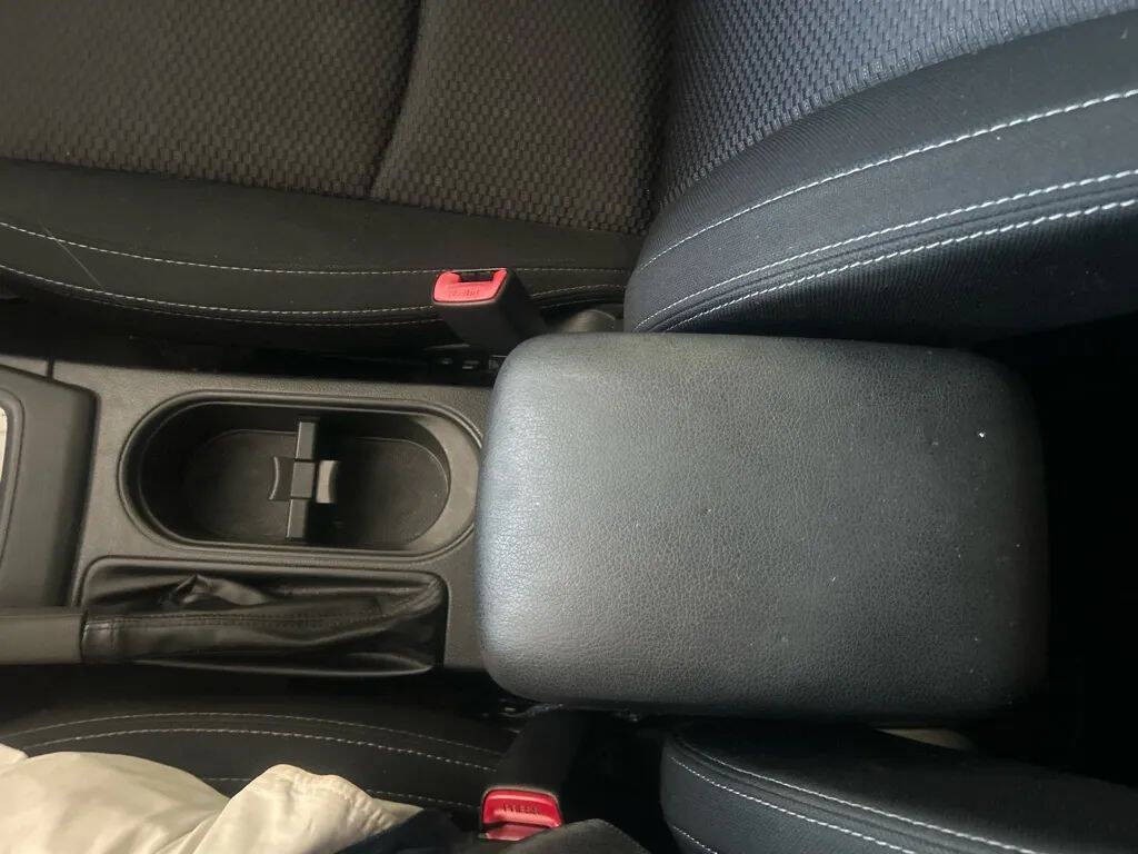 2017 Subaru Forester Image 20