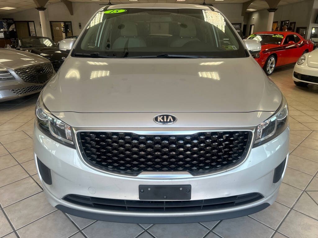 2015 Kia Sedona Image 6