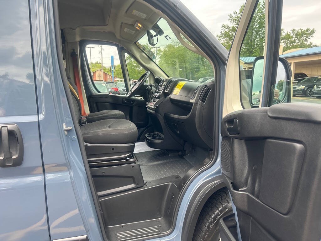 2020 RAM Promaster Image 25
