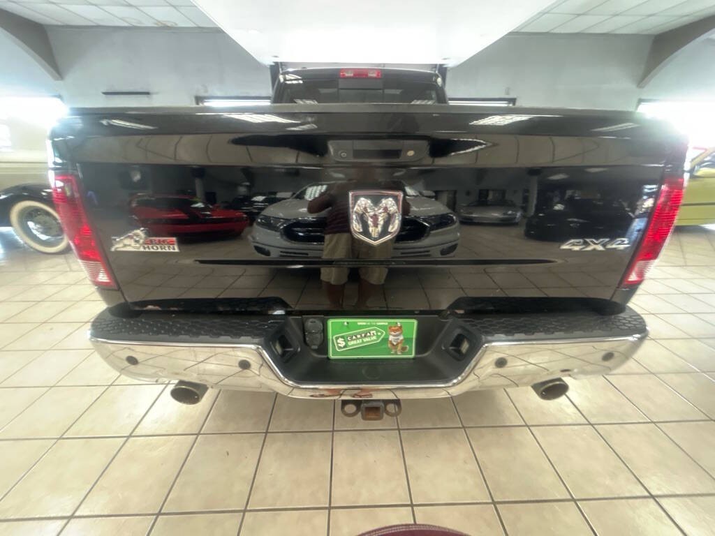 2013 RAM 1500 Image 3