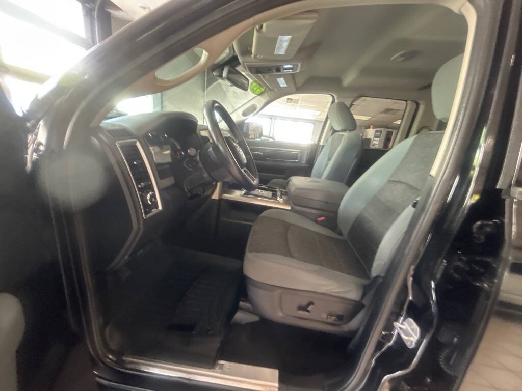 2013 RAM 1500 Image 14