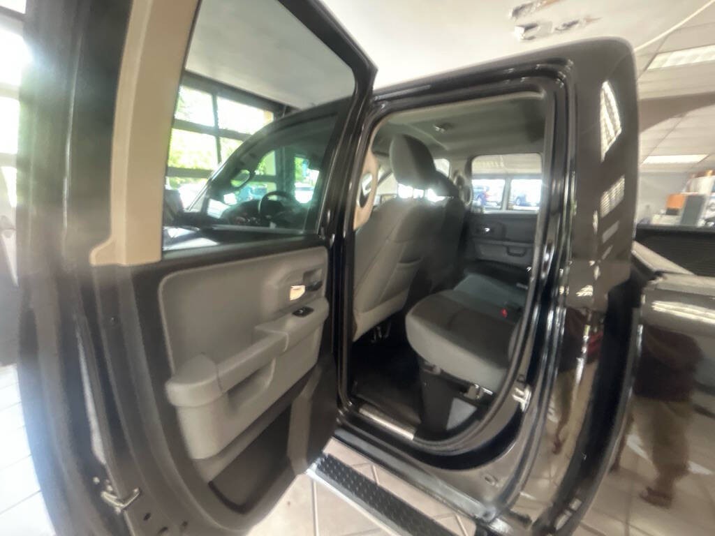 2013 RAM 1500 Image 24