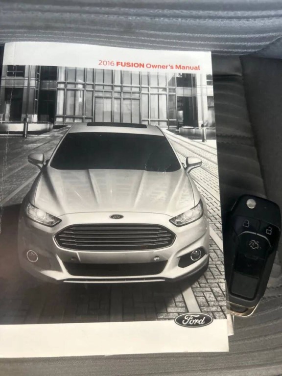 2016 Ford Fusion Image 31