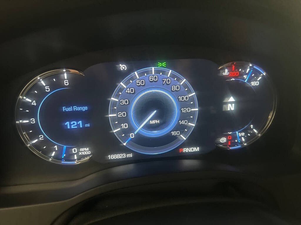 2016 Cadillac Escalade Image 14