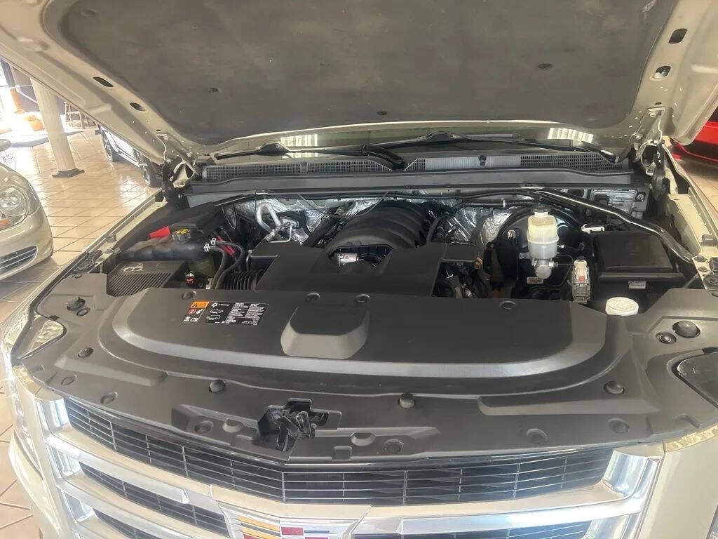 2016 Cadillac Escalade Image 7