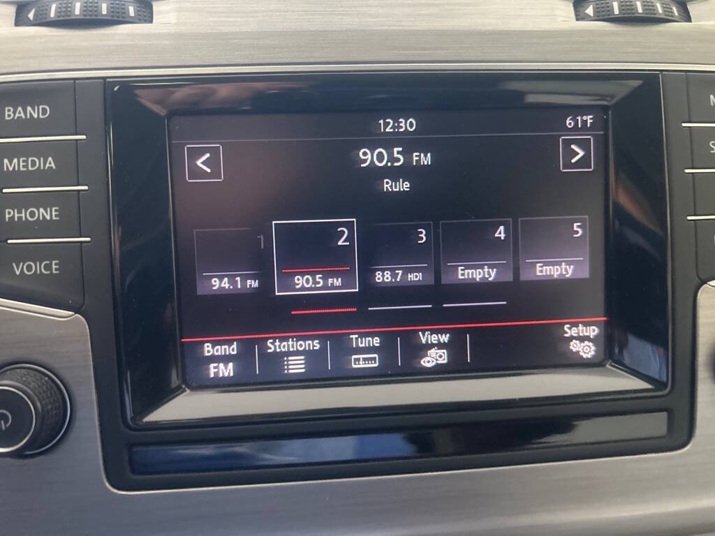 2015 Volkswagen Golf Image 15