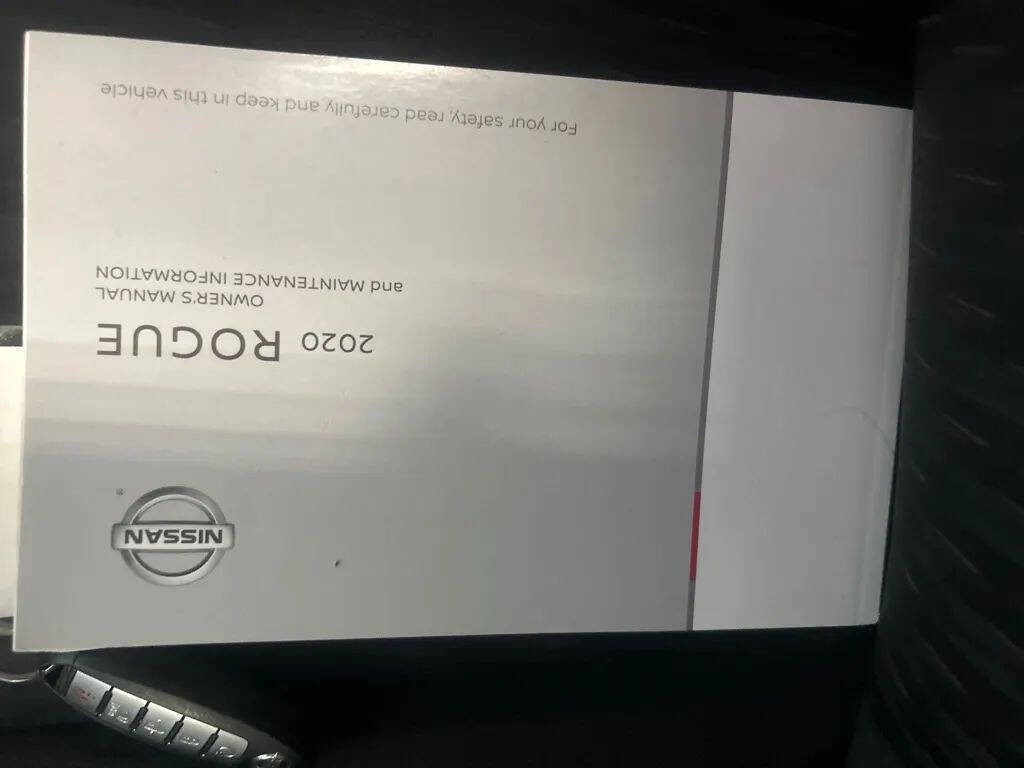 2020 Nissan Rogue Image 31