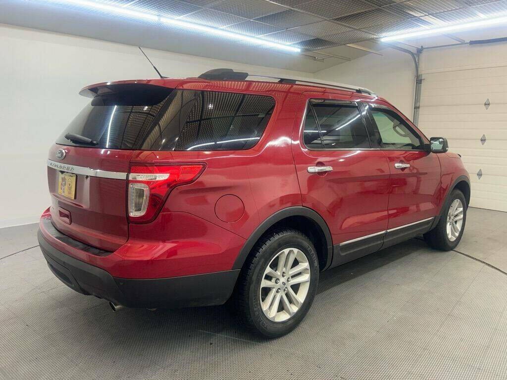 2012 Ford Explorer Image 3
