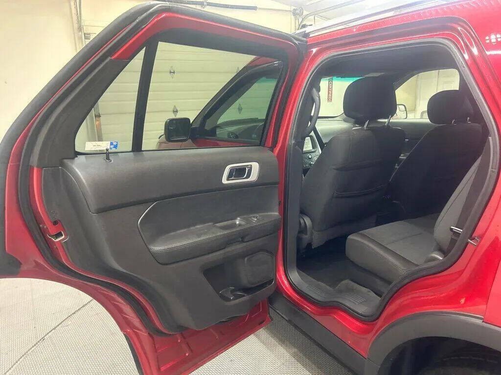 2012 Ford Explorer Image 20