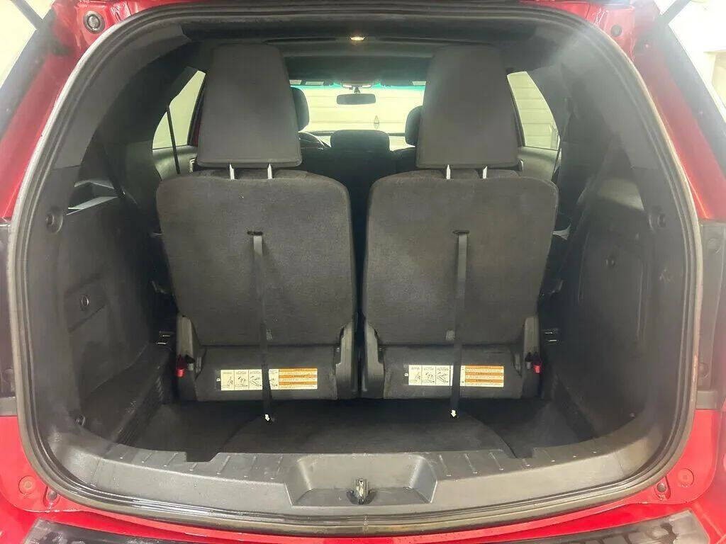 2012 Ford Explorer Image 22