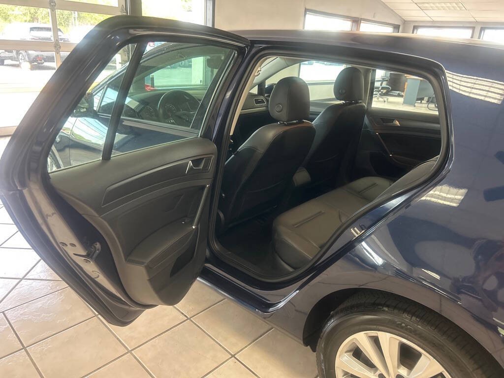 2018 Volkswagen Golf Image 24