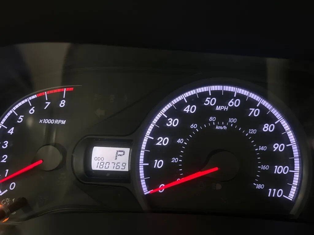 2014 Toyota Sienna Image 13