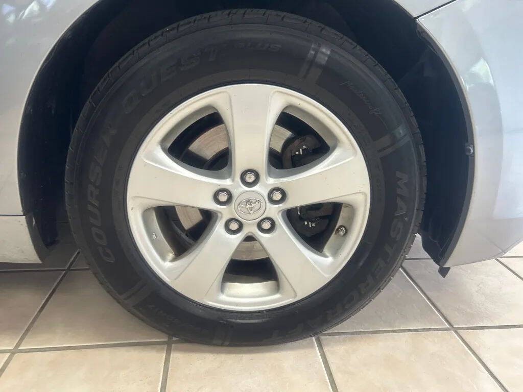 2014 Toyota Sienna Image 30