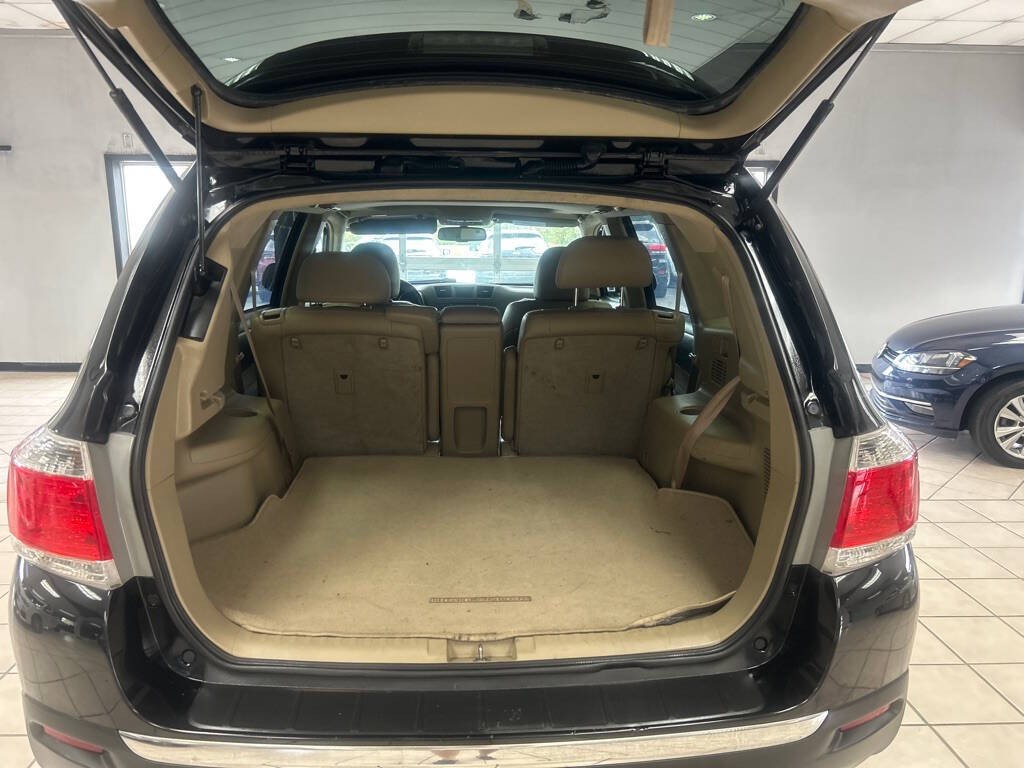 2012 Toyota Highlander Image 22