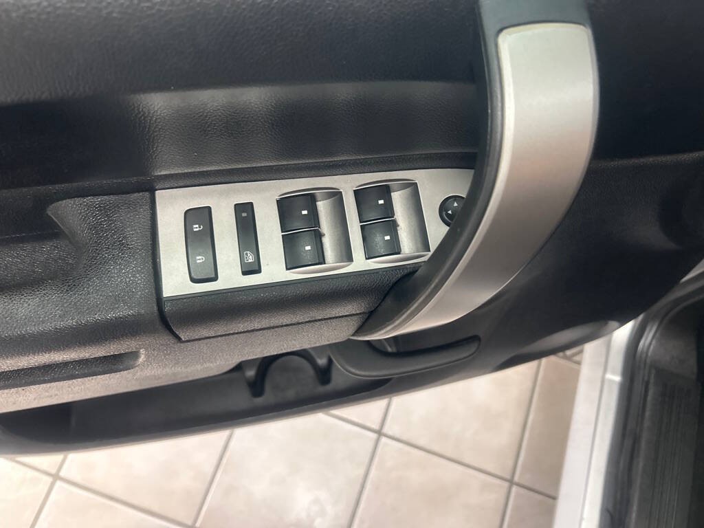 2012 Chevrolet Silverado 1500 Image 11