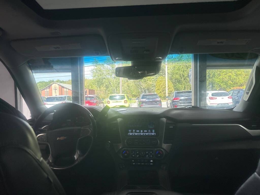 2020 Chevrolet Suburban Image 21