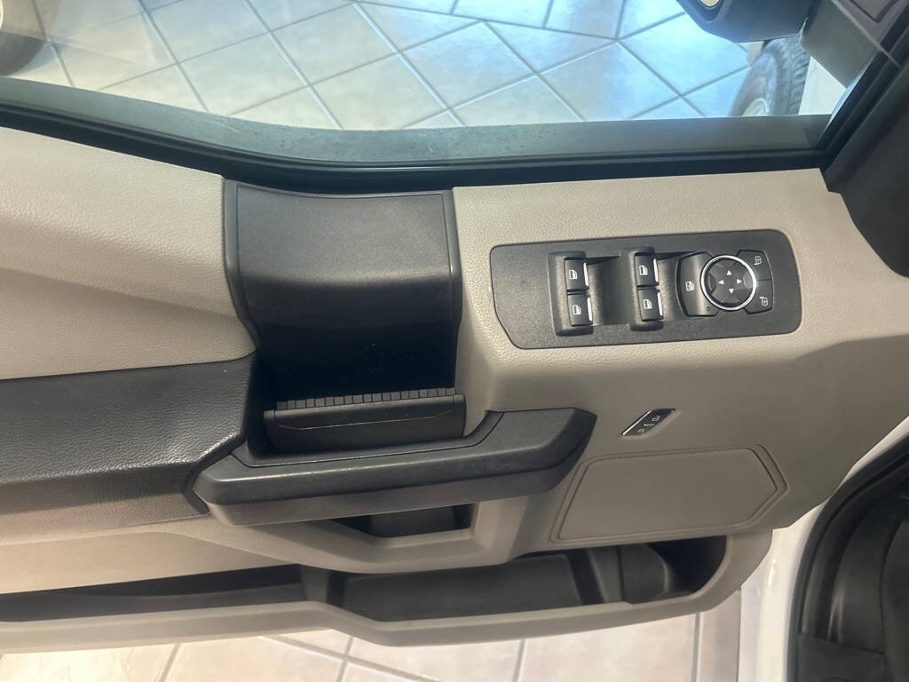 2017 Ford F-150 Image 10