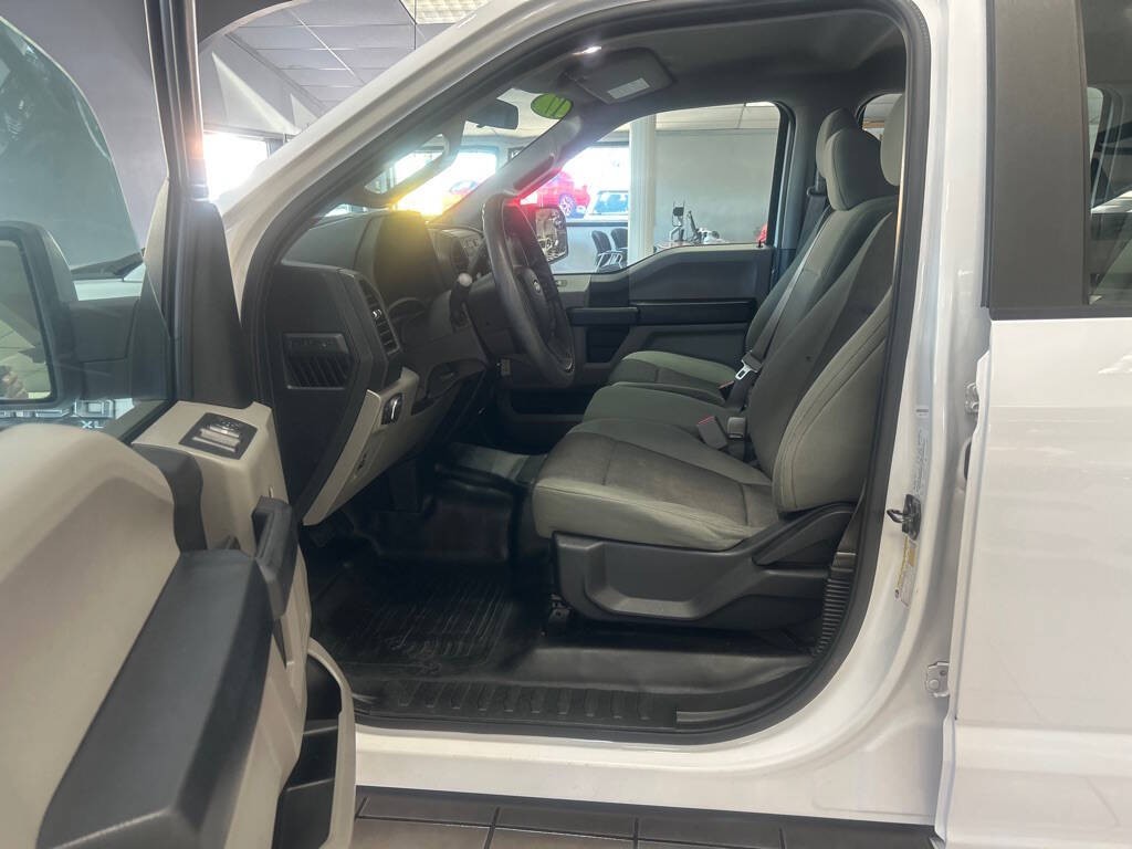 2017 Ford F-150 Image 11