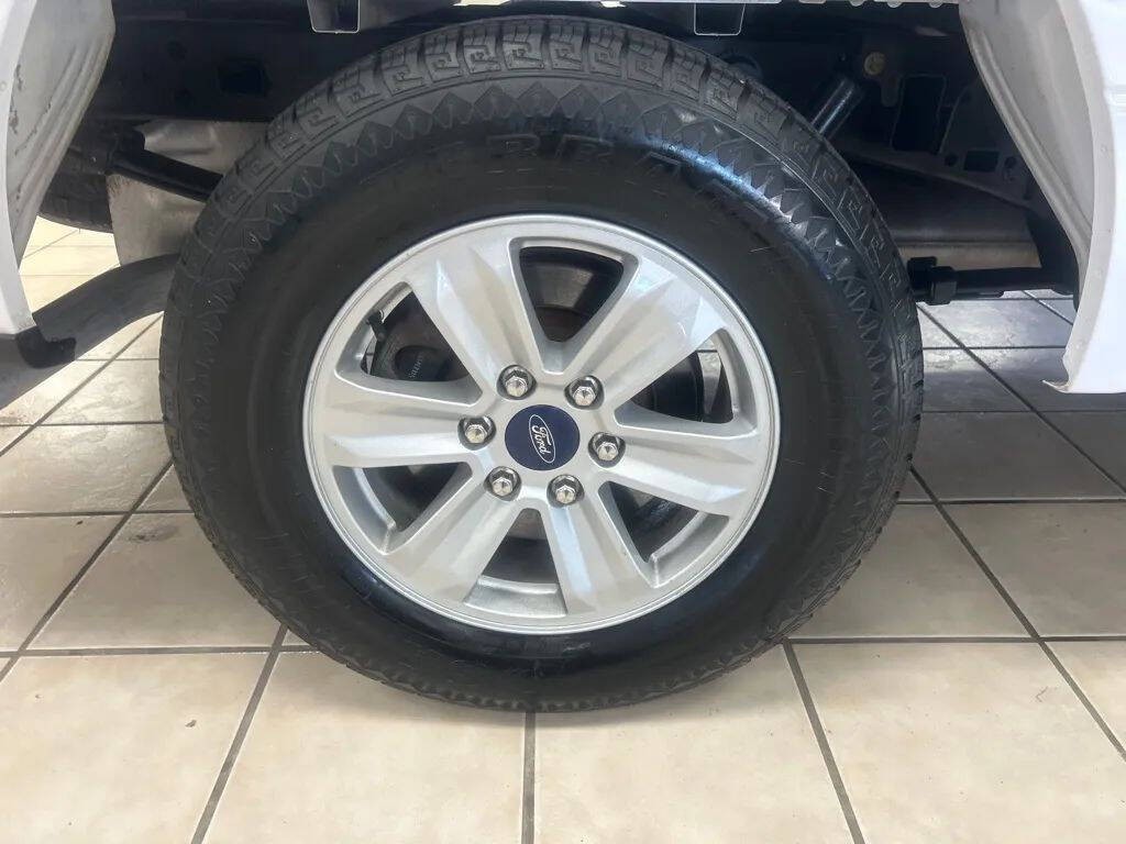 2017 Ford F-150 Image 28