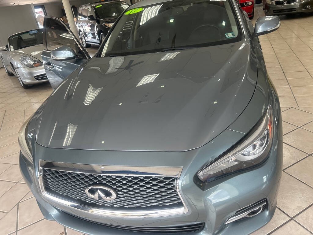2017 INFINITI Q50 Image 32