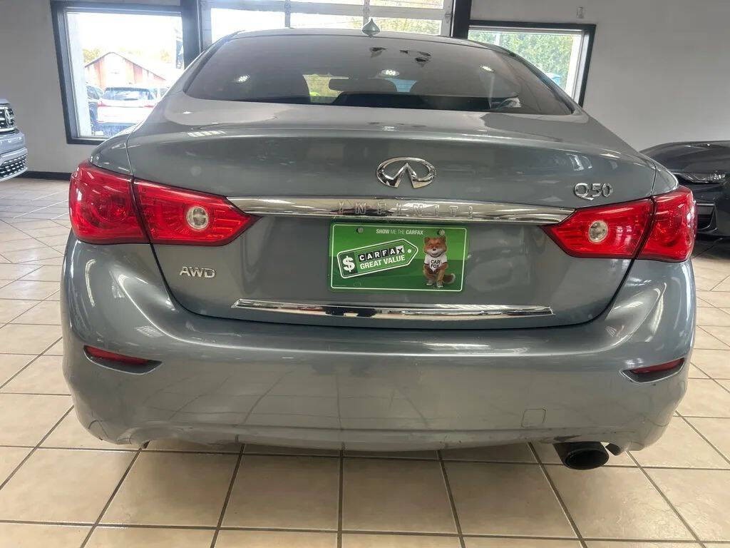 2017 INFINITI Q50 Image 3