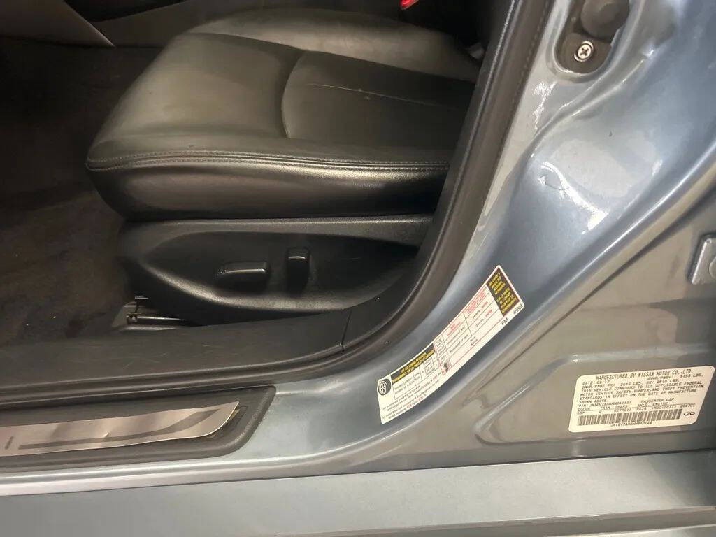 2017 INFINITI Q50 Image 10