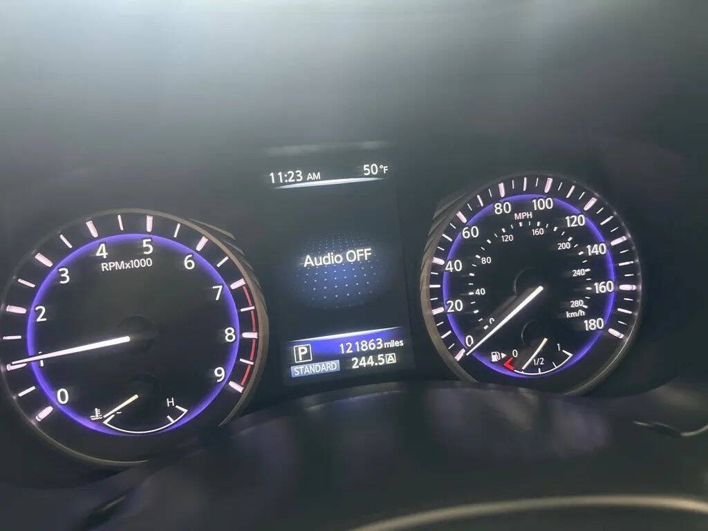 2017 INFINITI Q50 Image 13