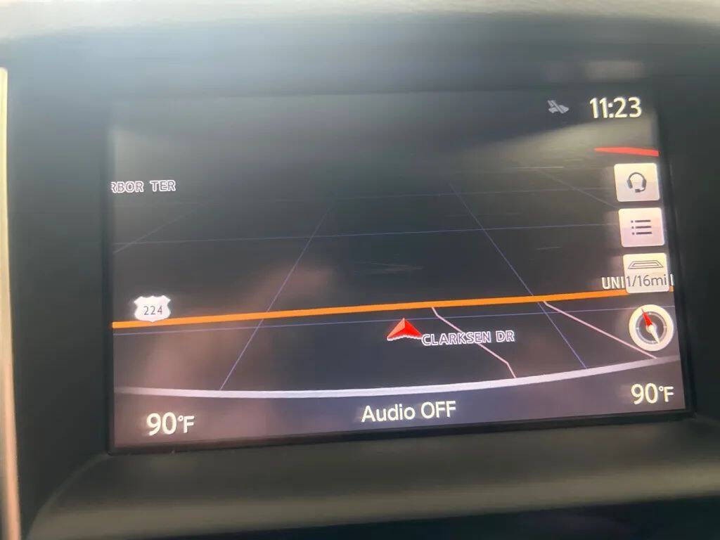 2017 INFINITI Q50 Image 14