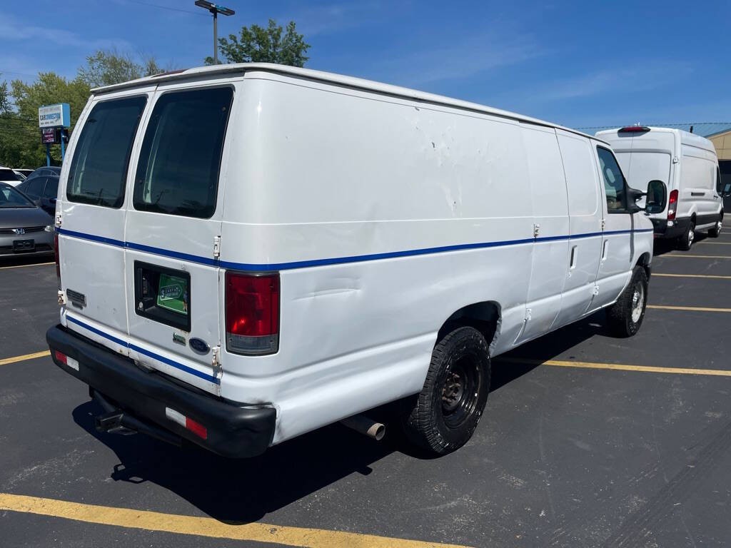 2009 Ford E-Series Image 4