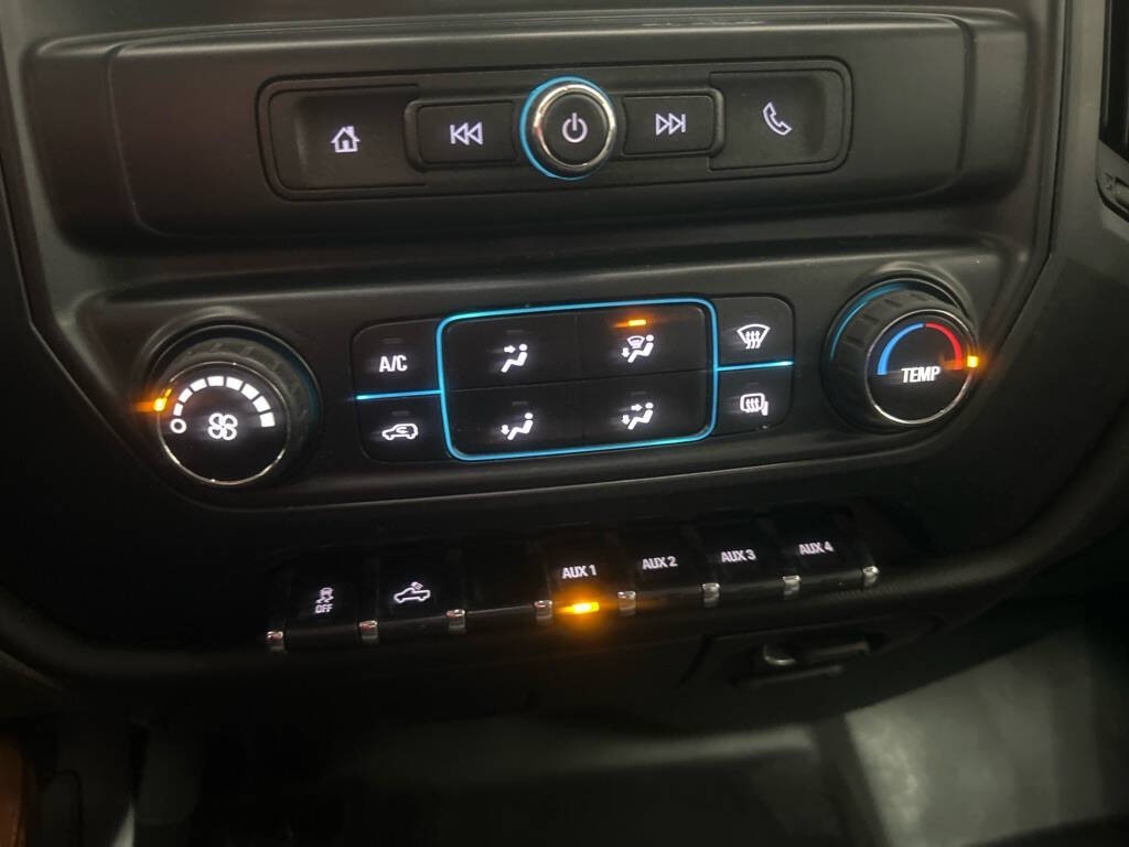 2018 GMC Sierra 2500 Image 16