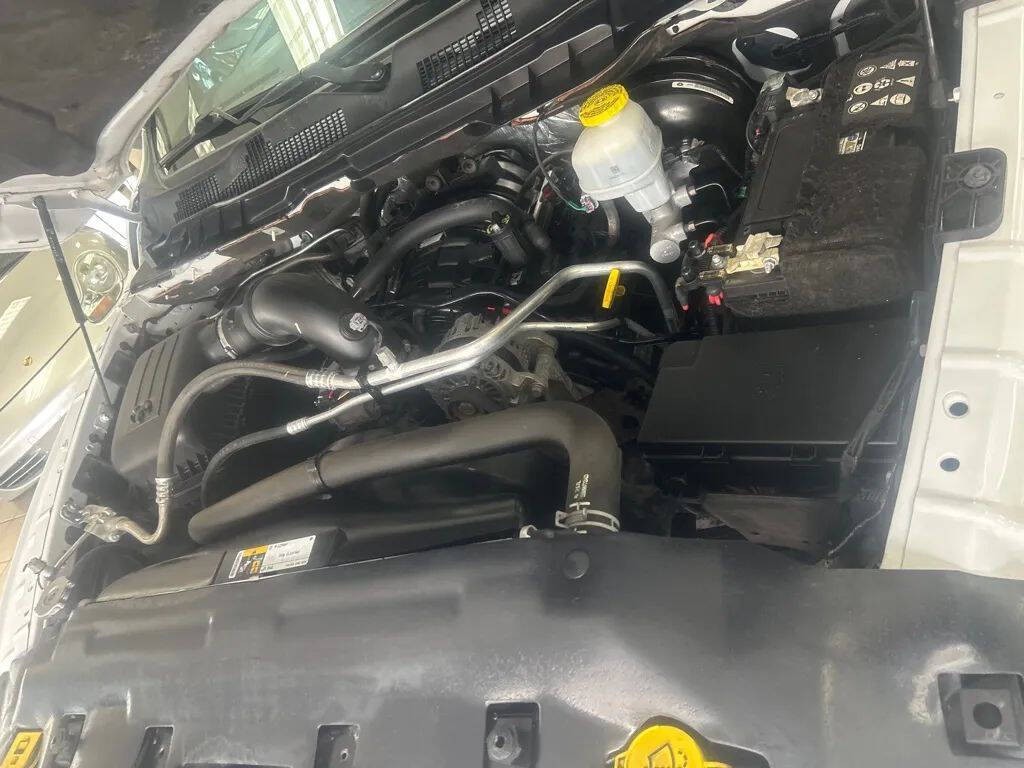 2021 RAM 1500 Image 8