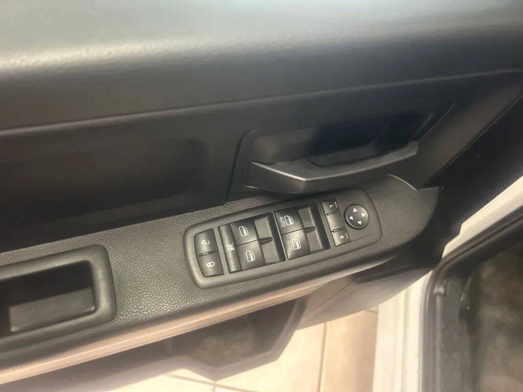 2021 RAM 1500 Image 11