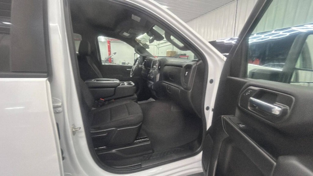 2024 Chevrolet Silverado 1500 Image 28