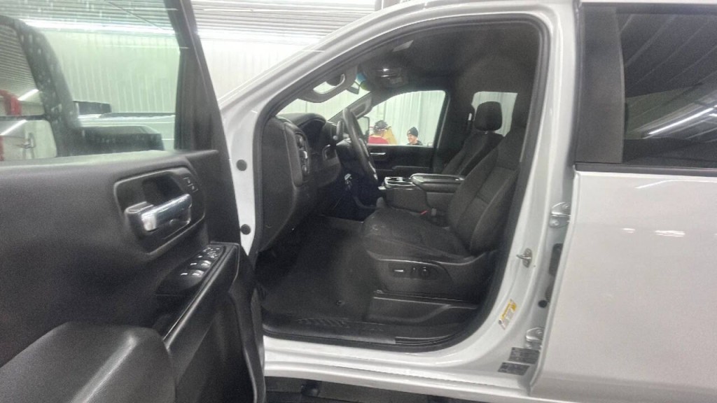 2022 Chevrolet Silverado 1500 Image 11