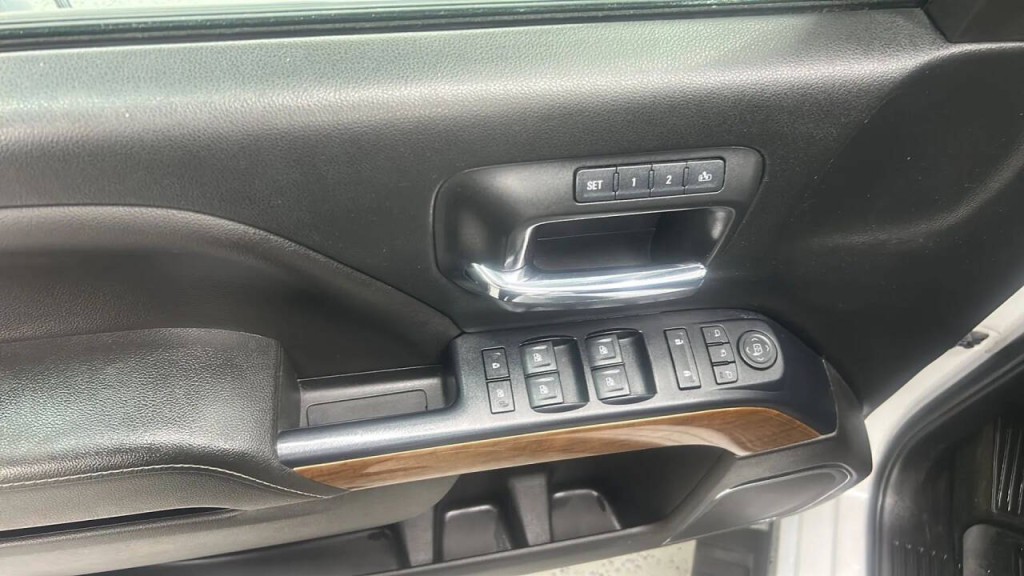 2018 Chevrolet Silverado 1500 Image 10