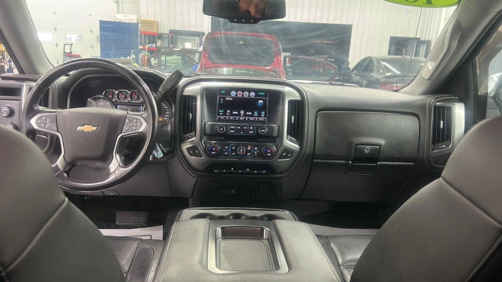 2018 Chevrolet Silverado 1500 Image 18