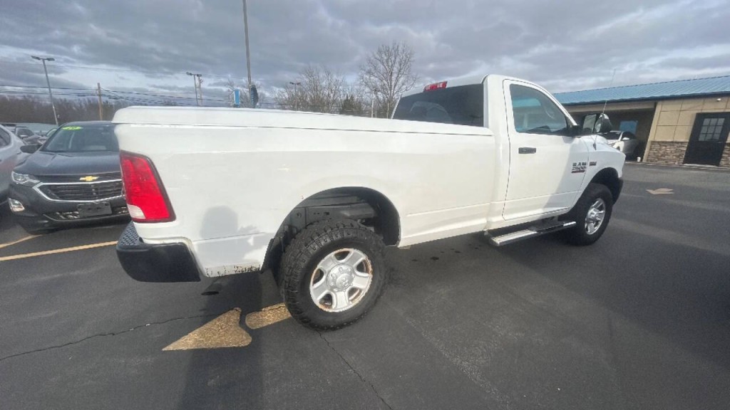 2015 RAM 2500 Image 5