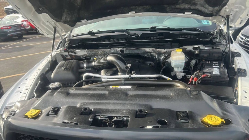 2015 RAM 2500 Image 7