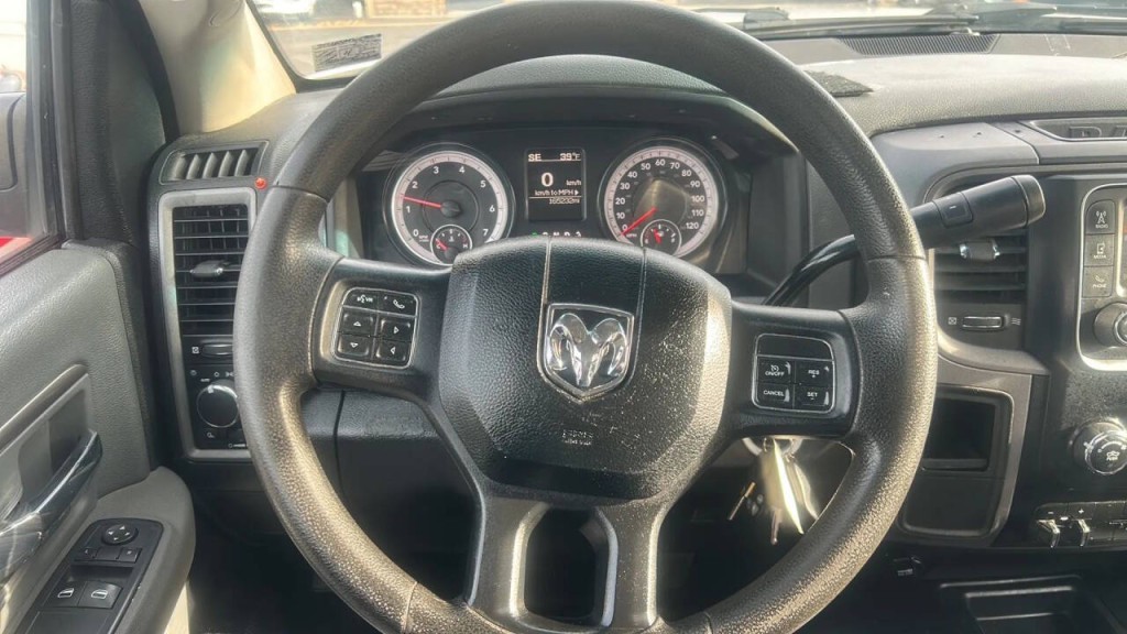 2015 RAM 2500 Image 11