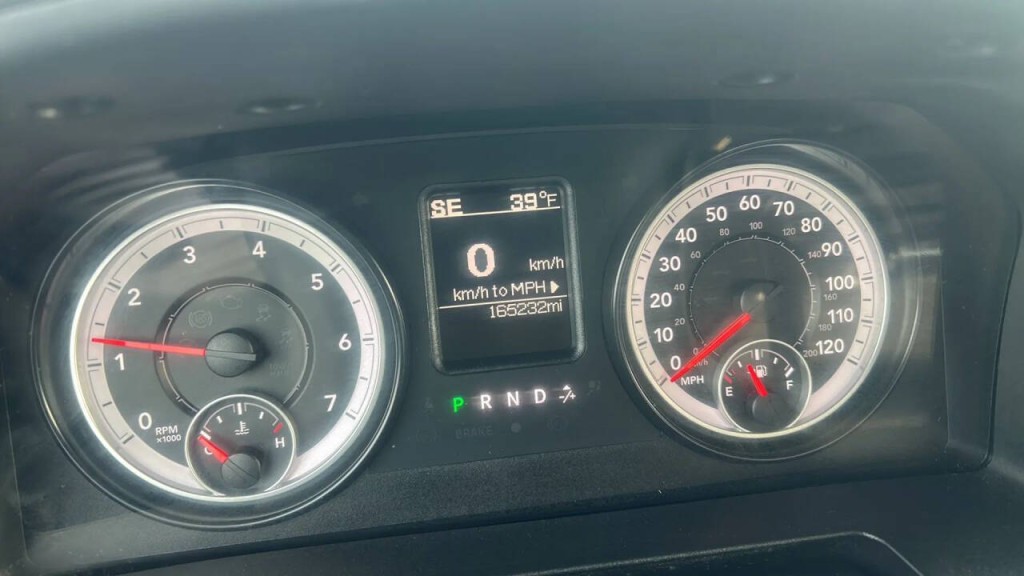 2015 RAM 2500 Image 12