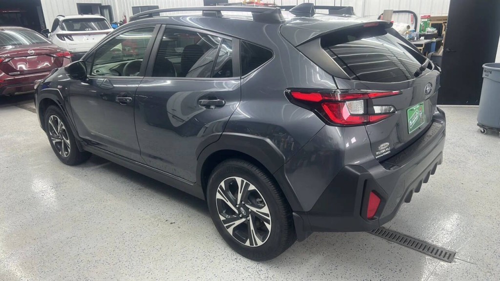 2024 Subaru Crosstrek Image 2