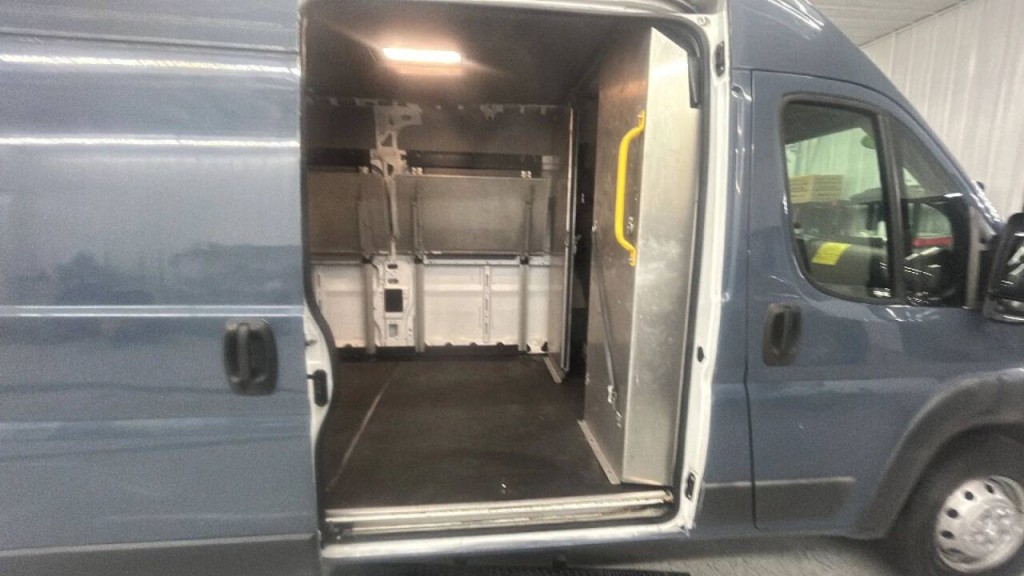 2018 RAM Promaster Image 23