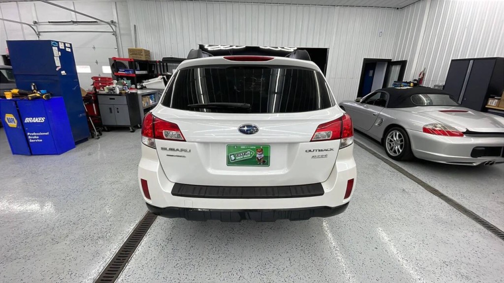 2013 Subaru Outback Image 3