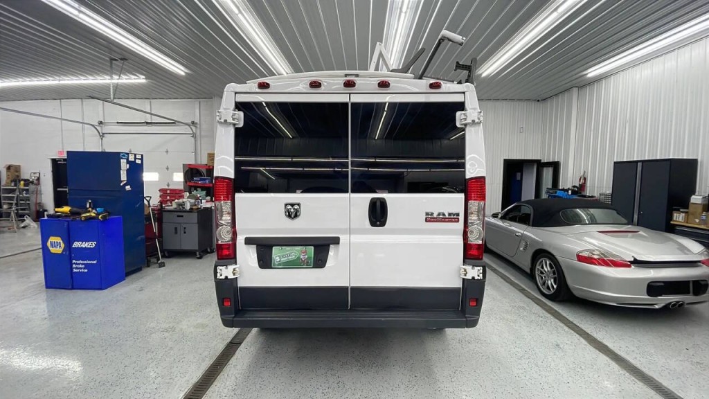 2017 RAM Promaster Image 3