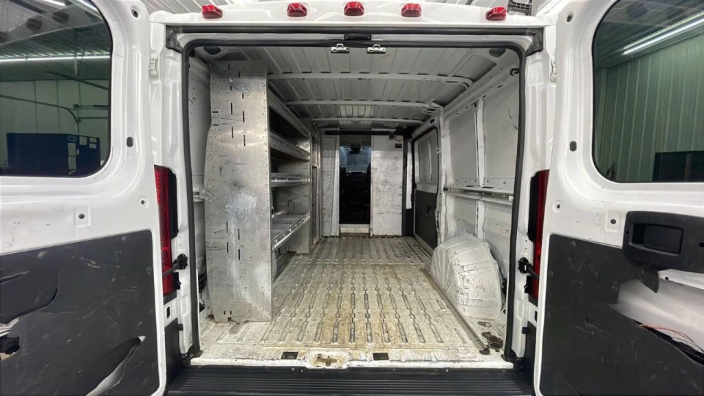 2017 RAM Promaster Image 17