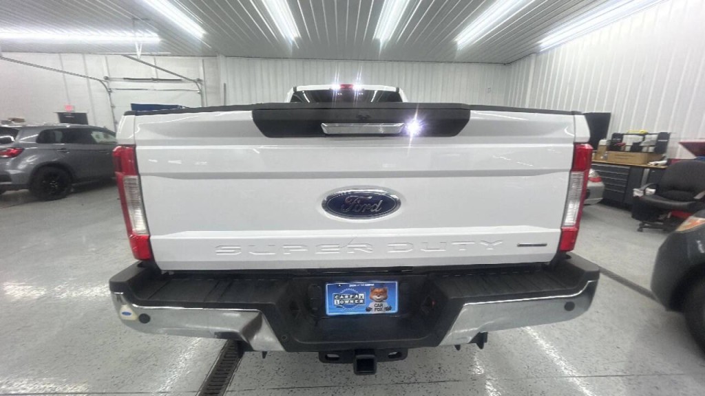 2019 Ford F-250 Image 3